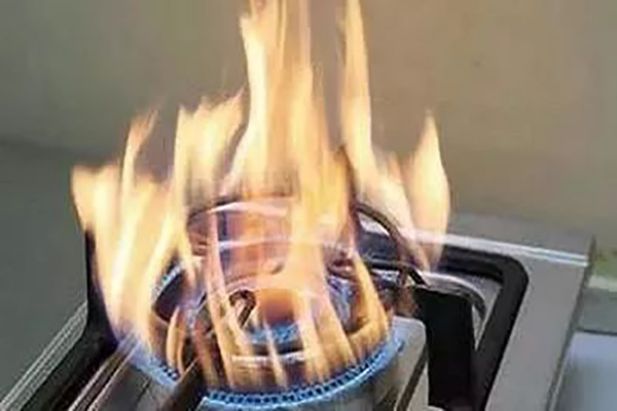 煤气灶不打火是什么原因如何维修？情况如下