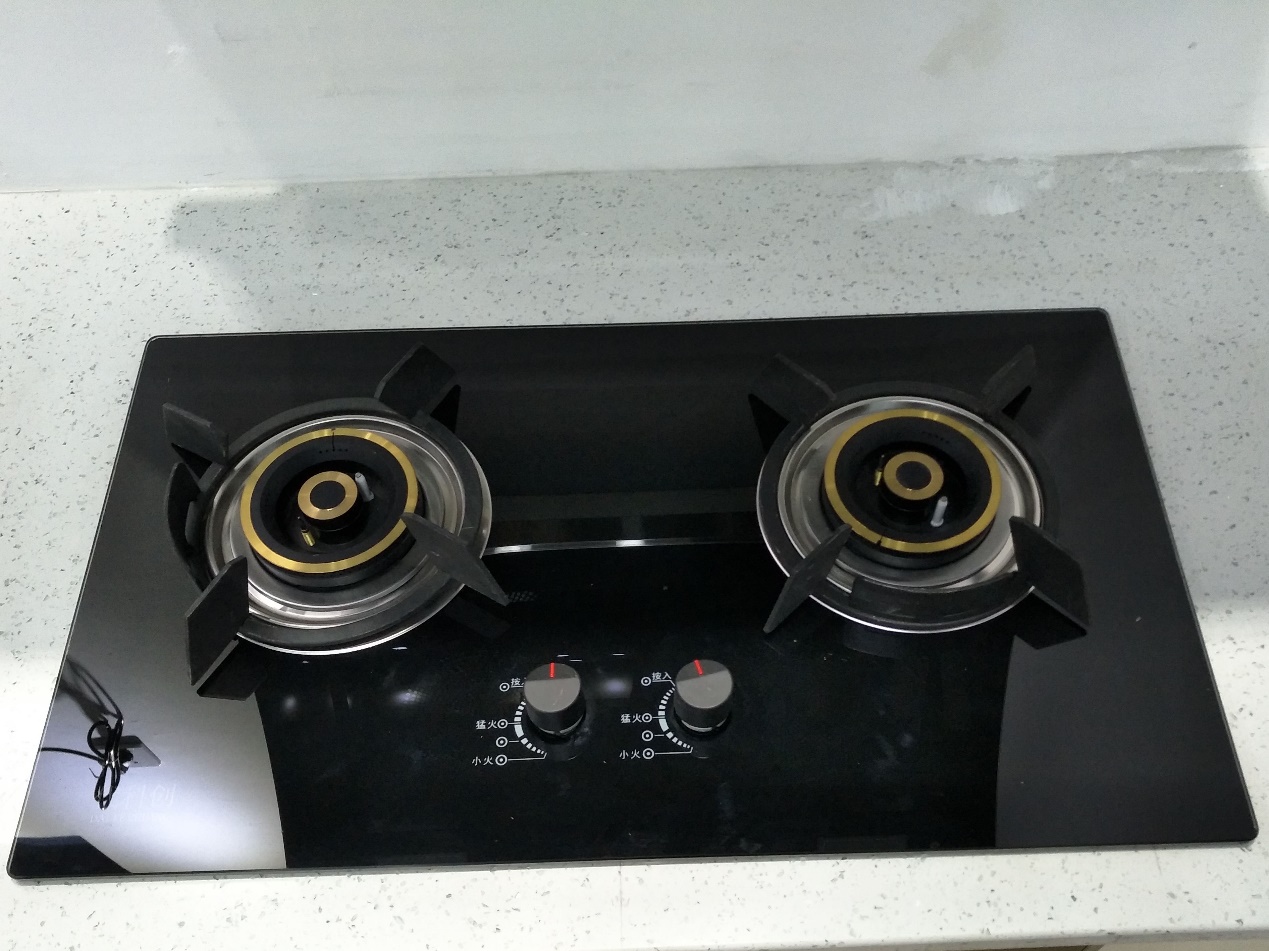燃气灶打火熄灭是什么原因？